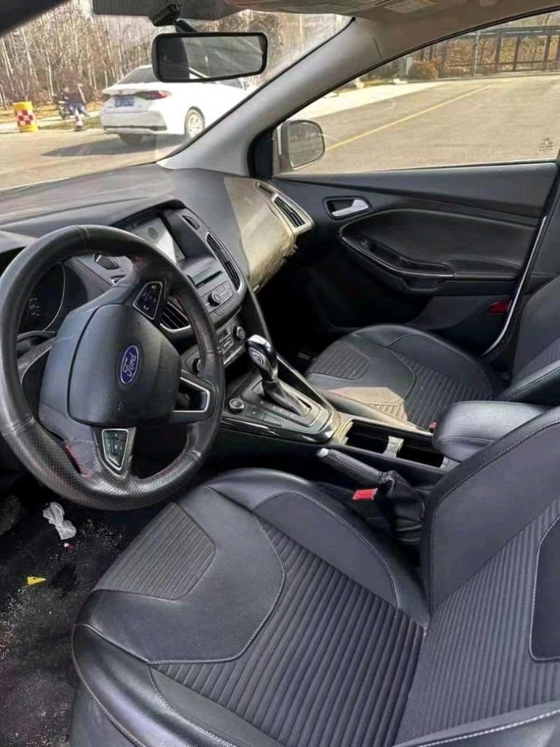 聊城17年福特福克斯6