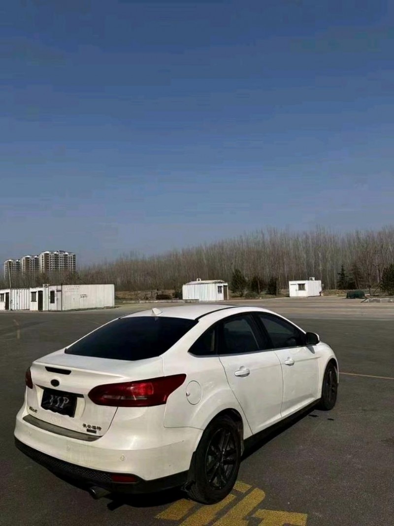 聊城17年福特福克斯9