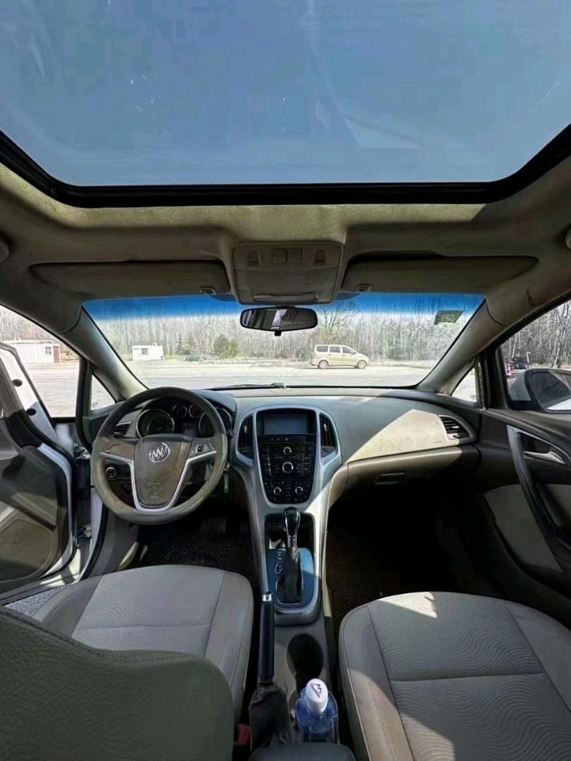 聊城13年别克英朗GT9