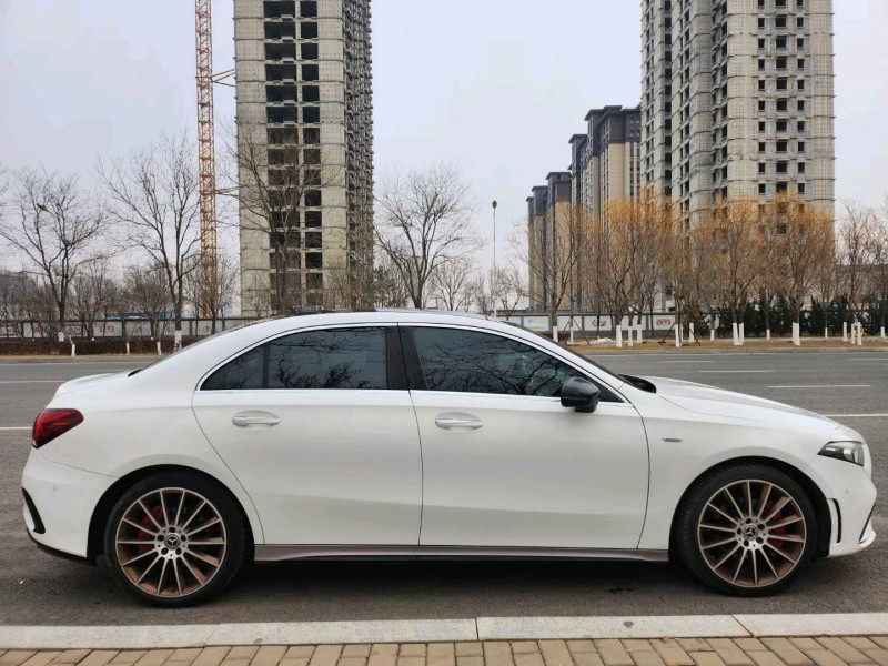 邢台19年奔驰A5