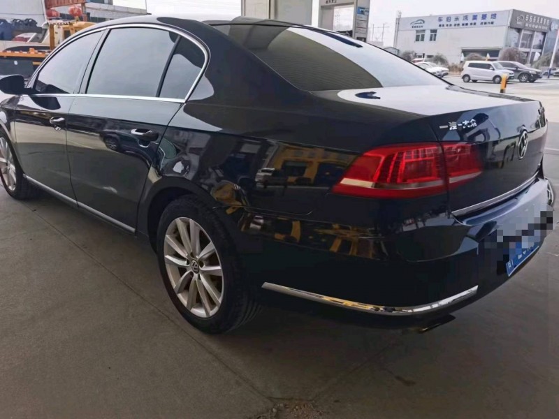 保定12年大众迈腾5