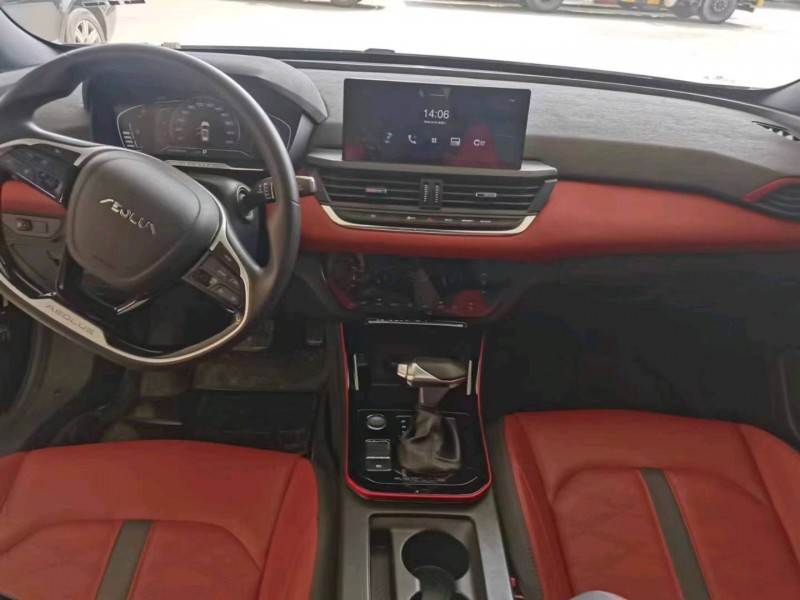 保定22年东风奕炫8