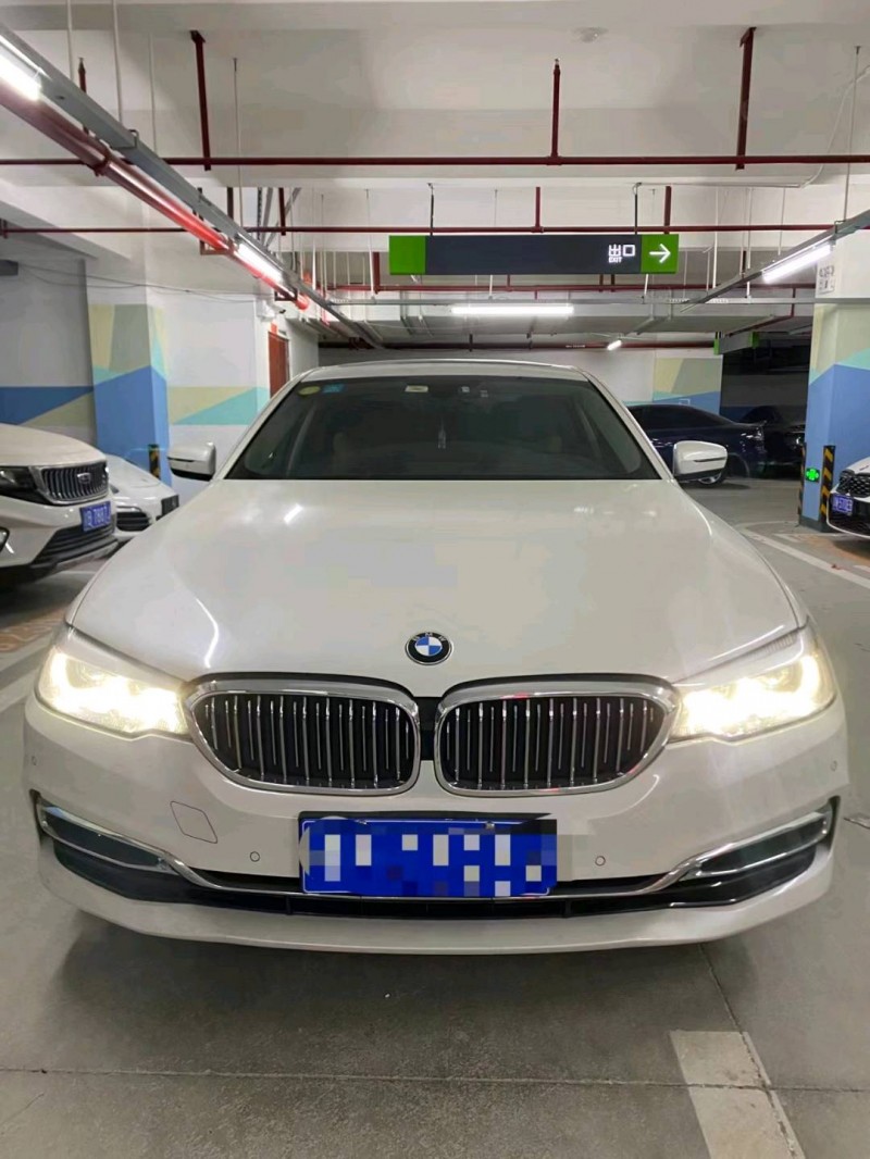 重庆19年宝马5系1