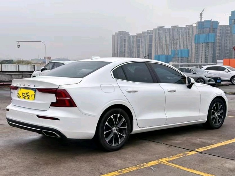 东莞21年沃尔沃S60L8