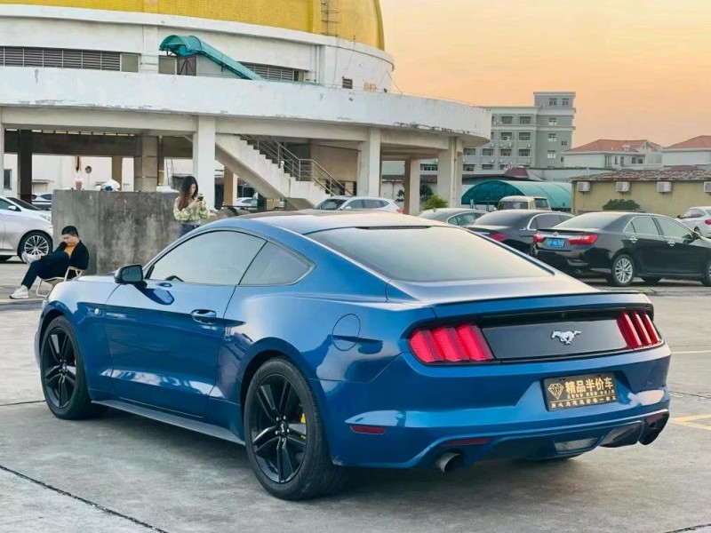 东莞17年福特野马8