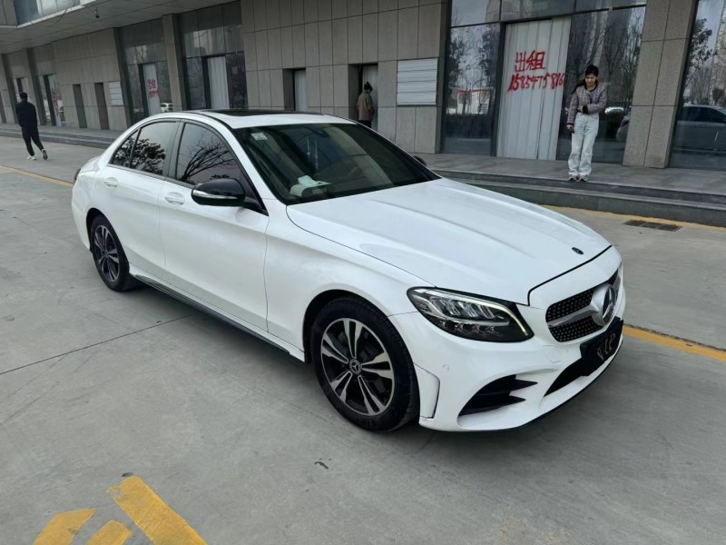 济宁19年奔驰C2