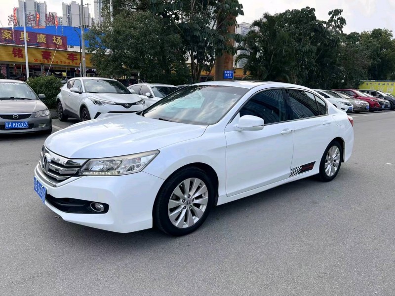 广州15年本田雅阁2