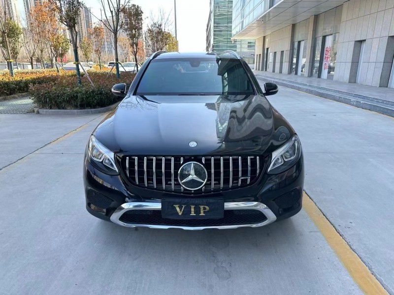 济宁17年奔驰GLC1