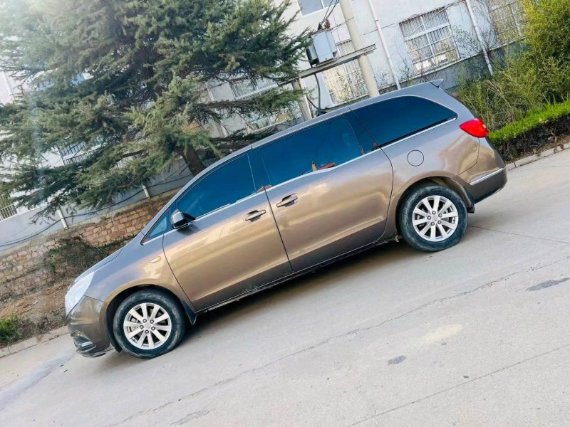 枣庄17年别克GL83