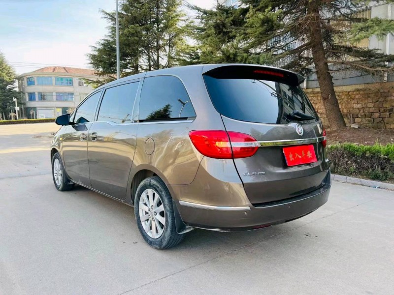 枣庄17年别克GL89