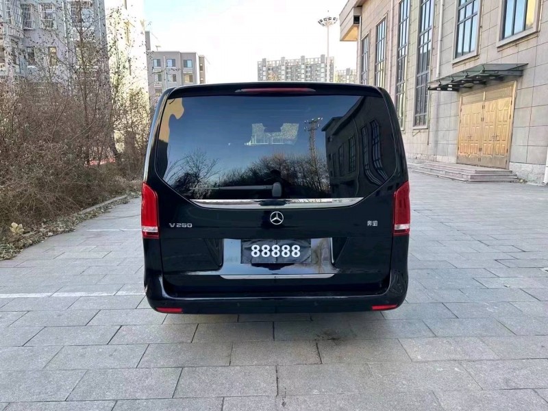 东营20年奔驰V5
