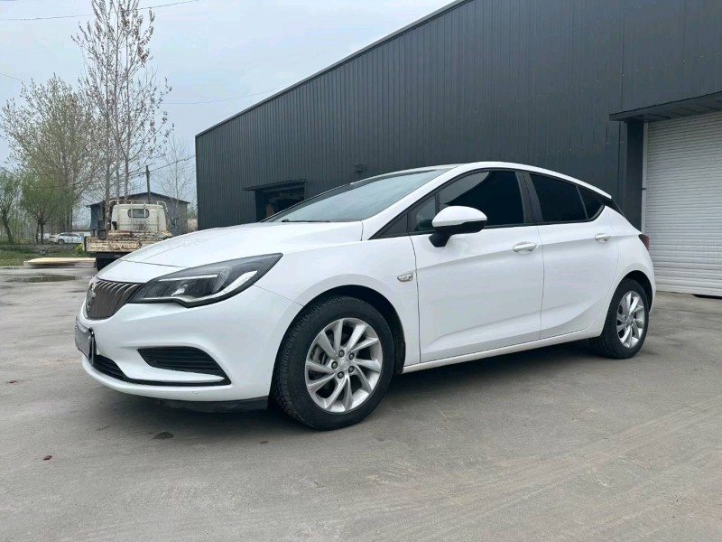 徐州17年别克威朗3