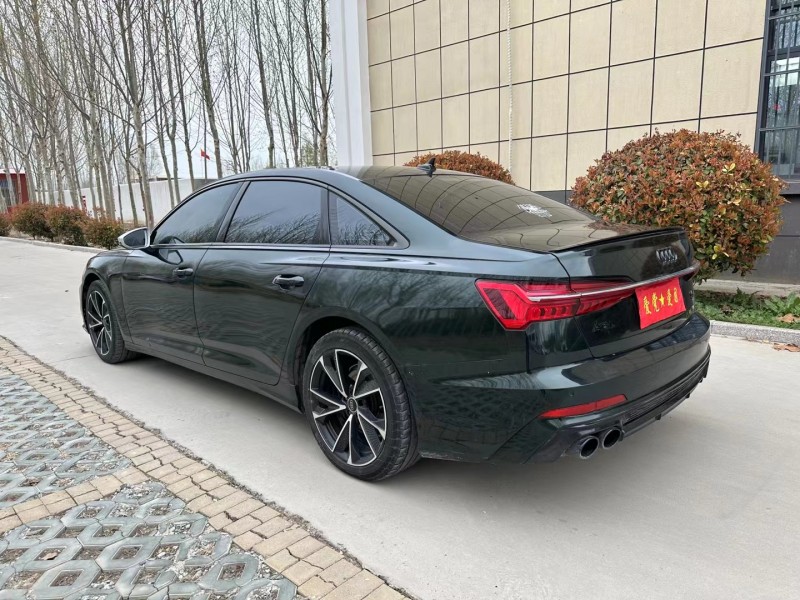 济宁19年奥迪A6L5