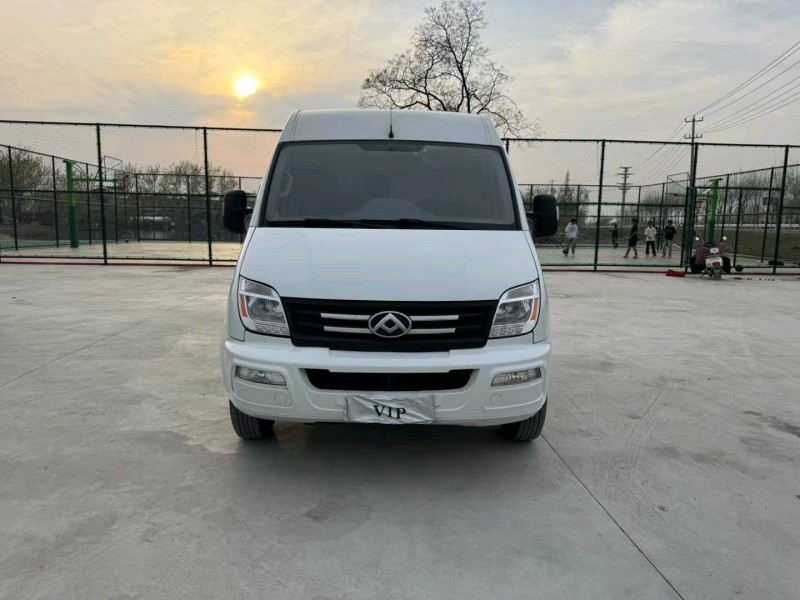 徐州22年大通V801