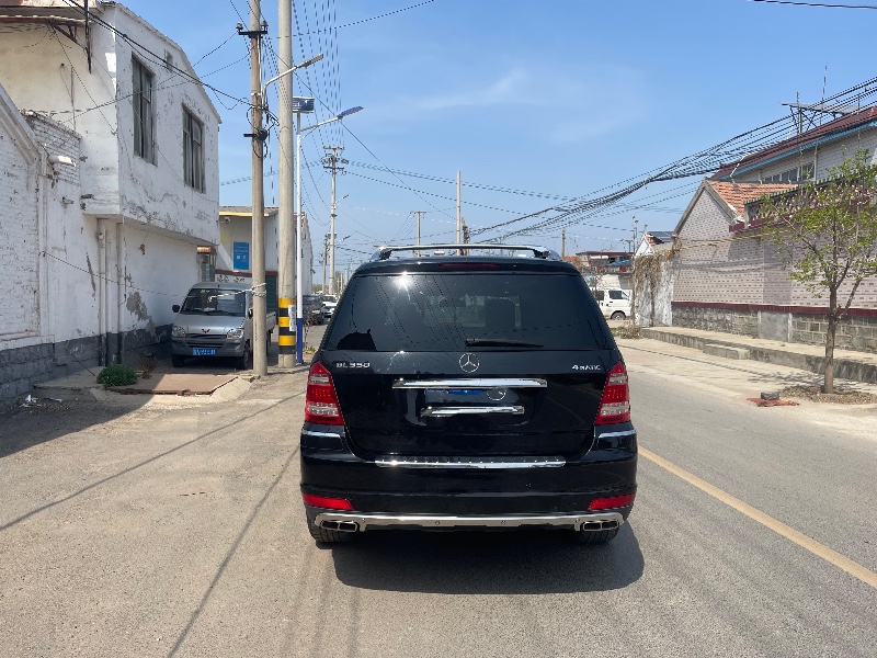 济南13年奔驰GL3