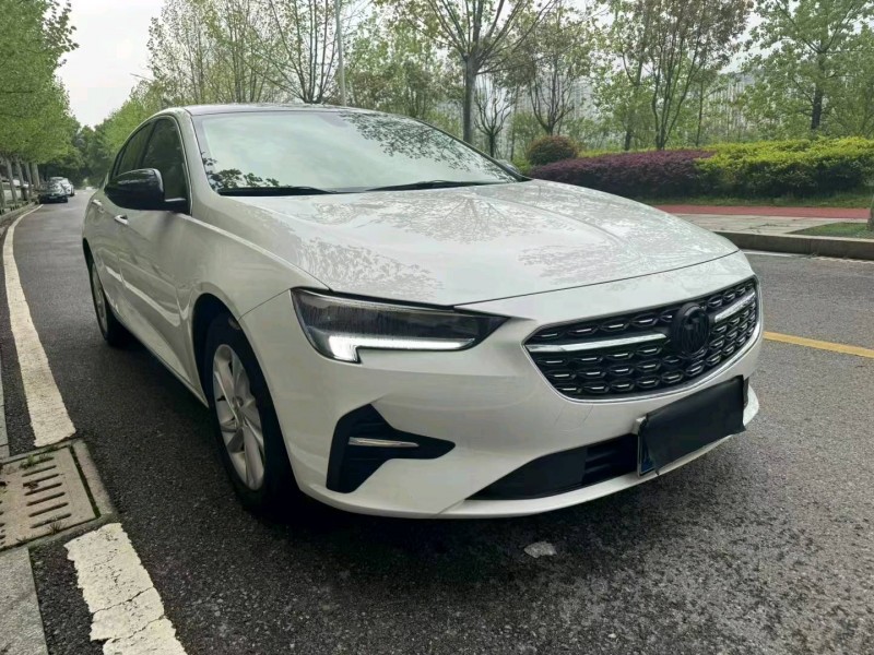 枣庄22年别克君威3