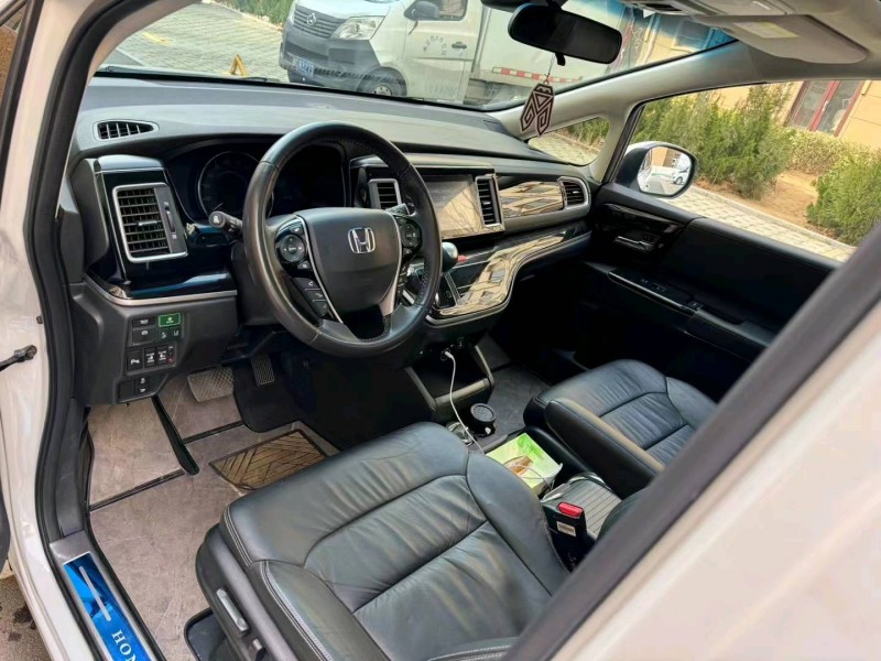 邢台21年本田艾力绅7