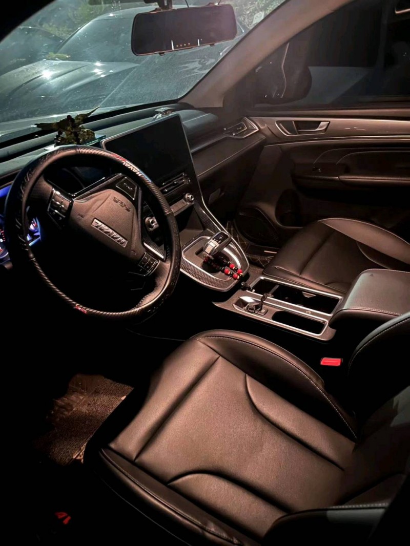 嘉興23年哈弗M64