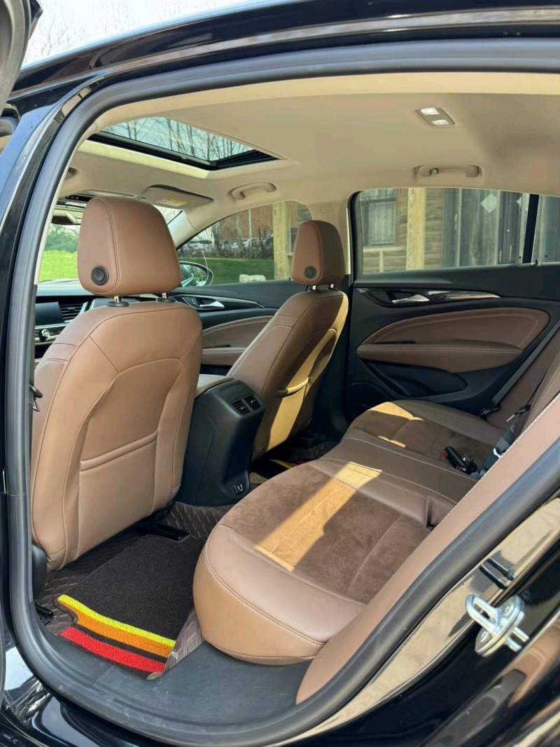 邢台21年别克君威6