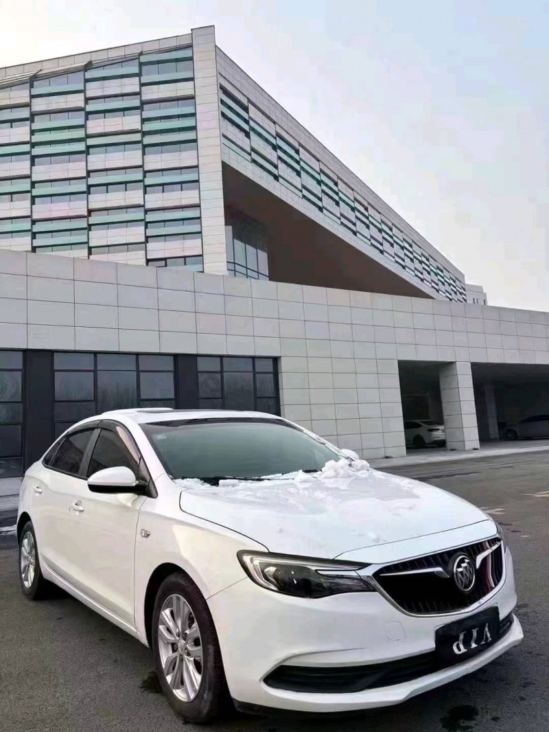 聊城17年别克英朗3