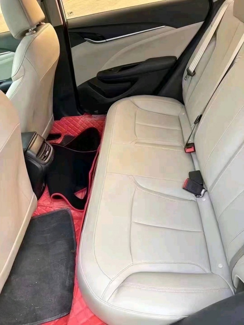 聊城17年别克英朗6