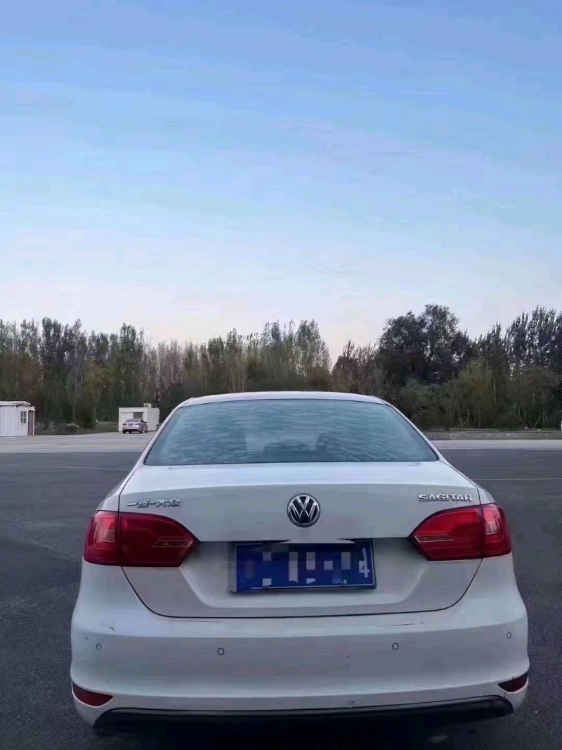 聊城15年大众速腾4