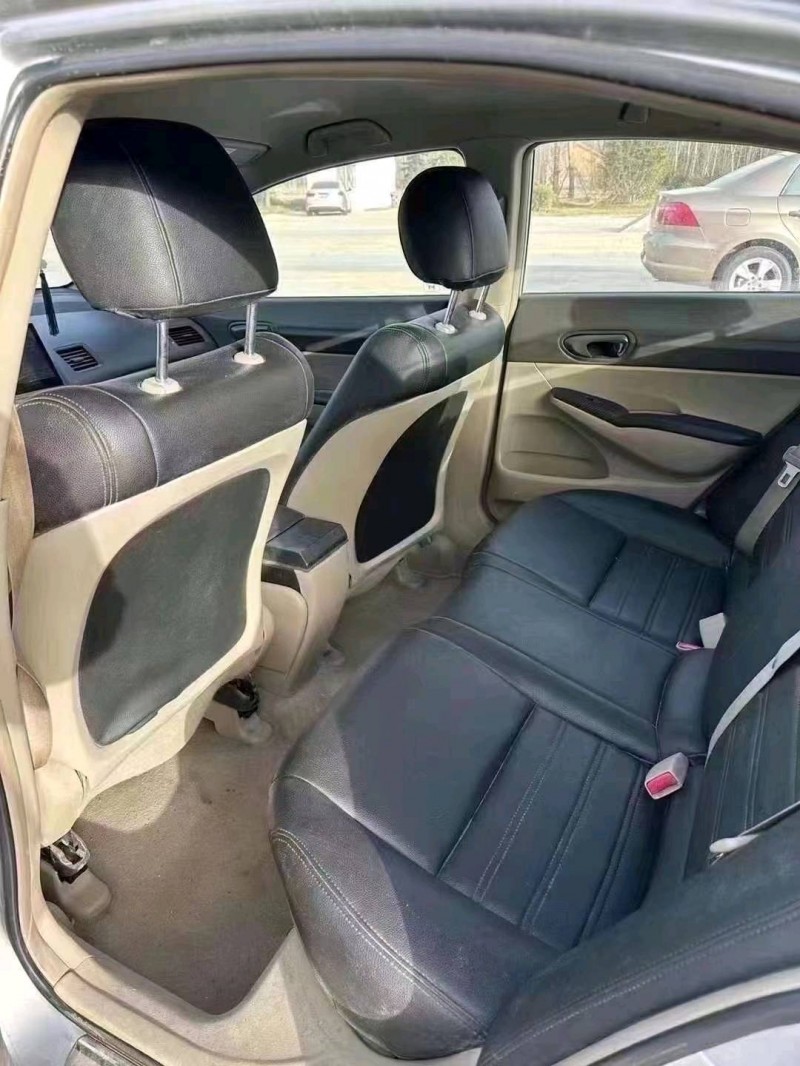 聊城09年本田思域7