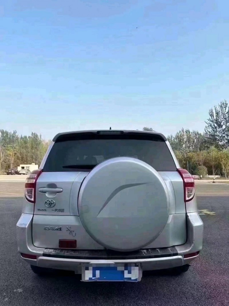 聊城13年丰田RAV45
