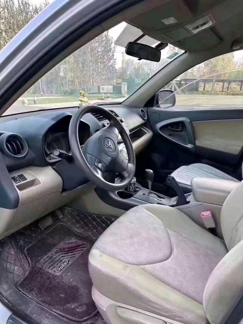 聊城13年丰田RAV49