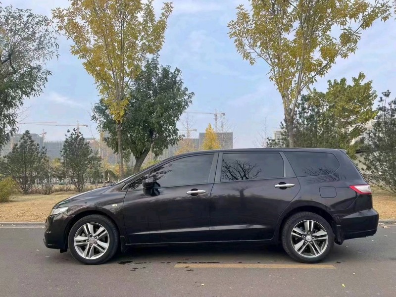 青岛10年本田奥德赛4