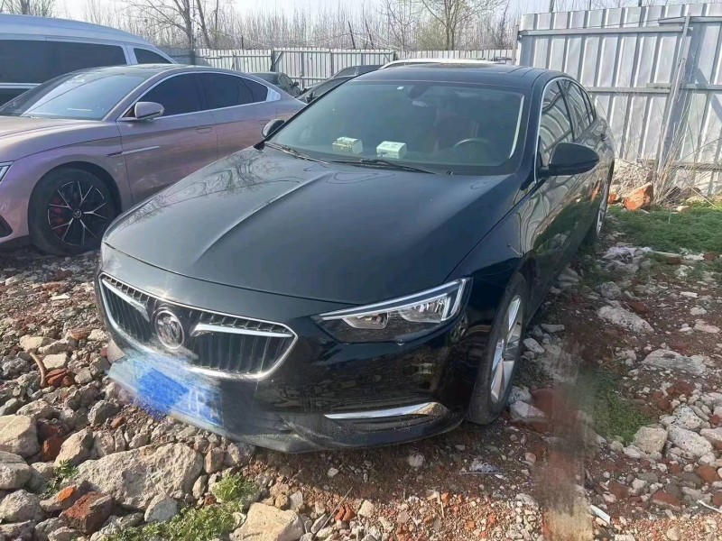 济宁20年别克君威1