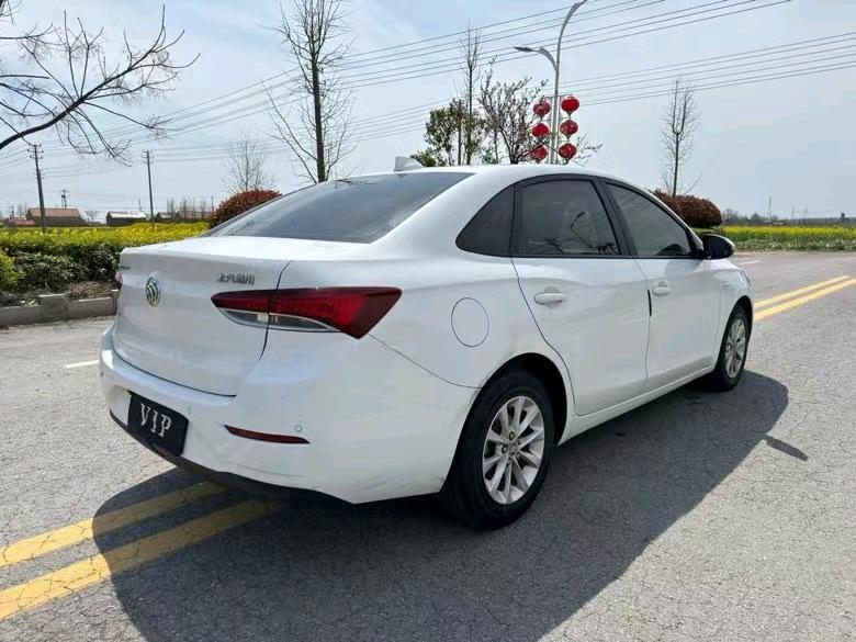 盐城19年别克英朗7