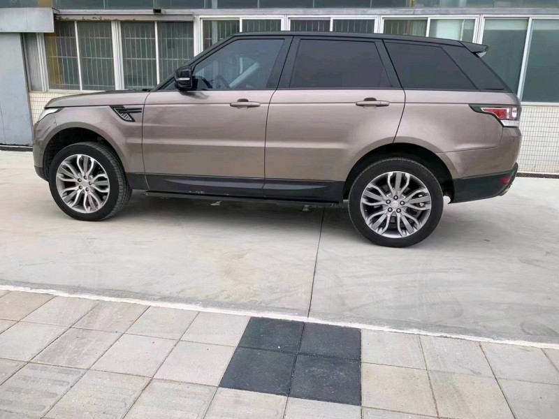 珠海16年路虎揽胜运动3