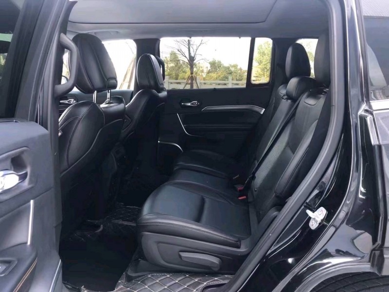 珠海18年Jeep指挥官8