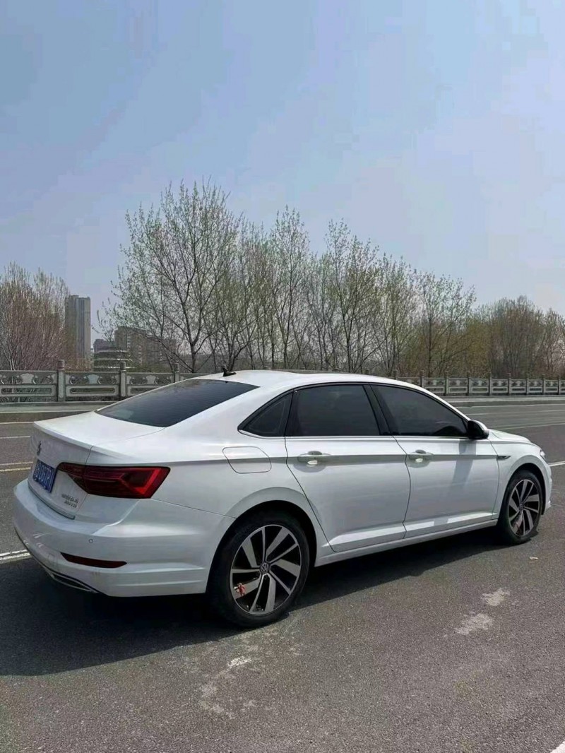 东营21年大众速腾5