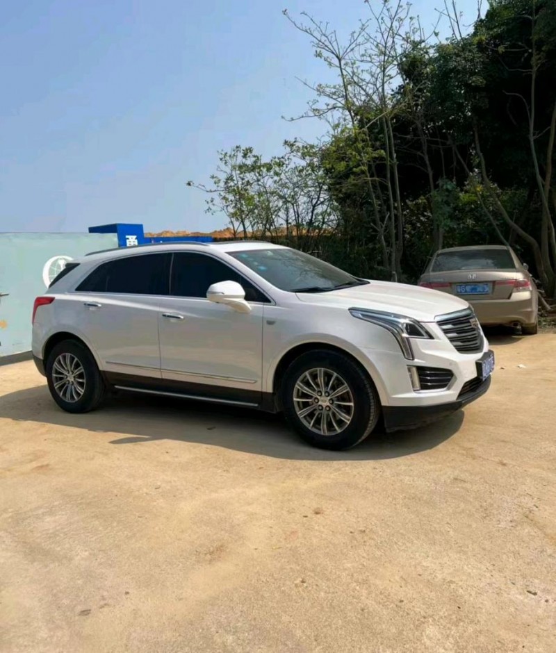 珠海17年凯迪拉克XT58