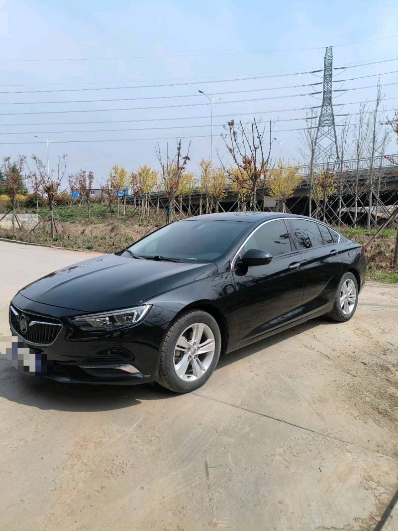 青岛20年别克君威3