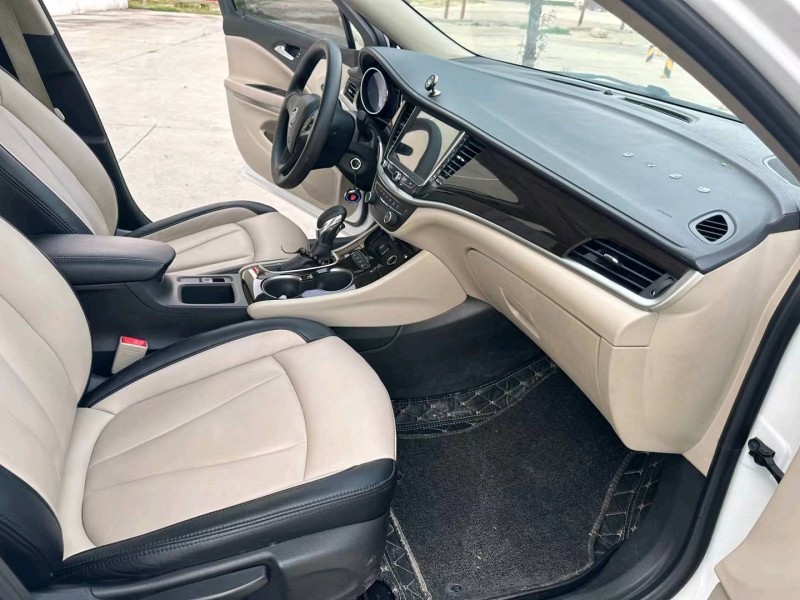 徐州18年别克威朗5