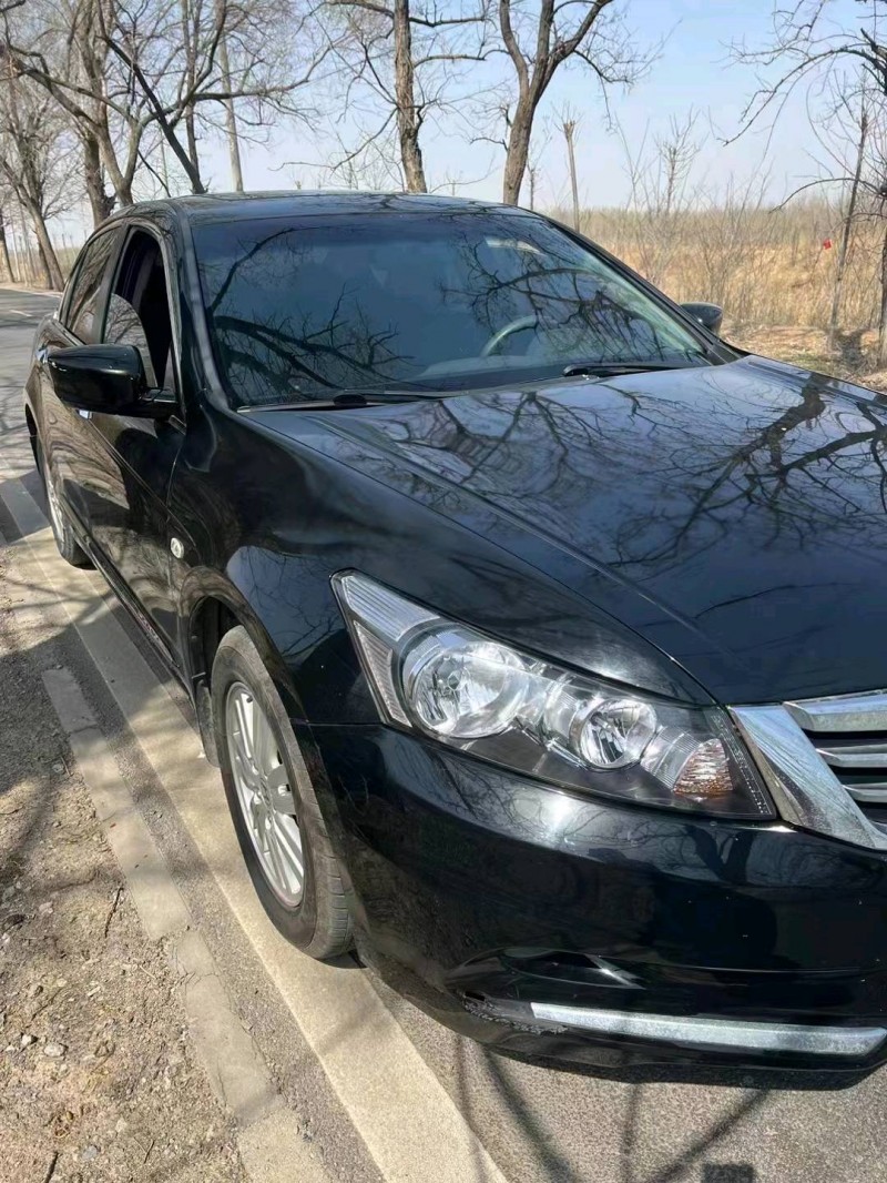 济南13年本田雅阁3