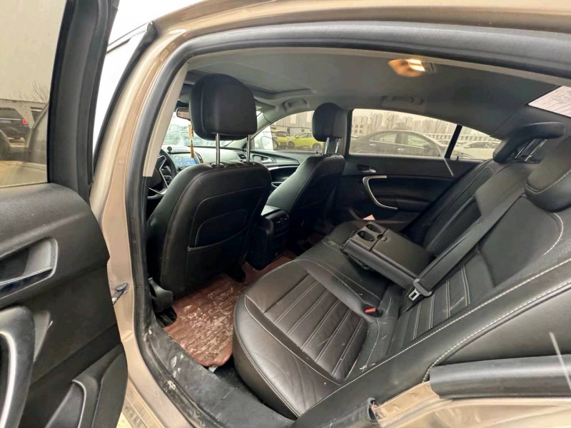 济南15年别克君威7