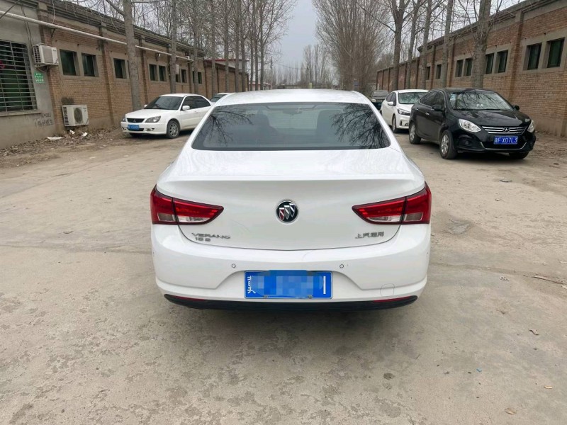 保定19年别克威朗7