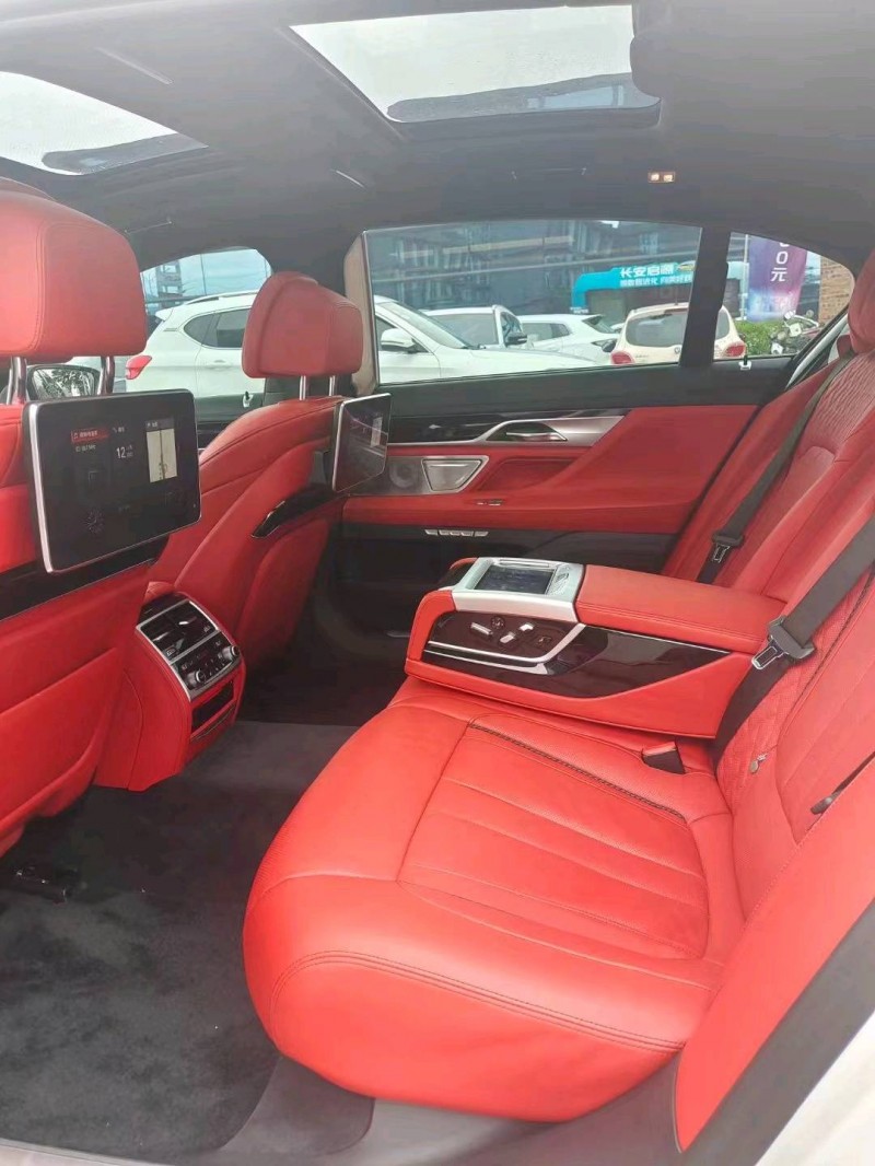 桂林18年寶馬7系6