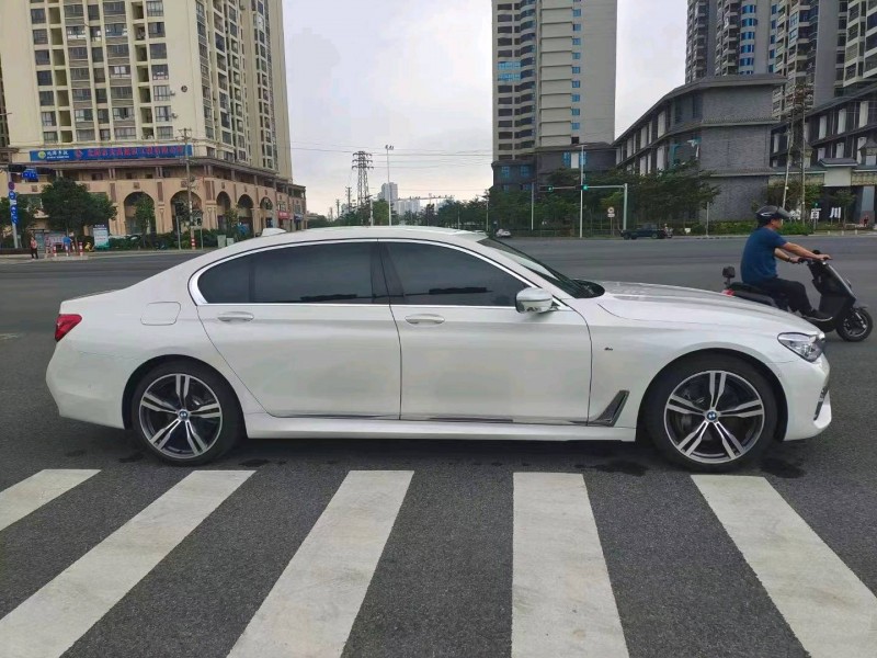 桂林18年寶馬7系7
