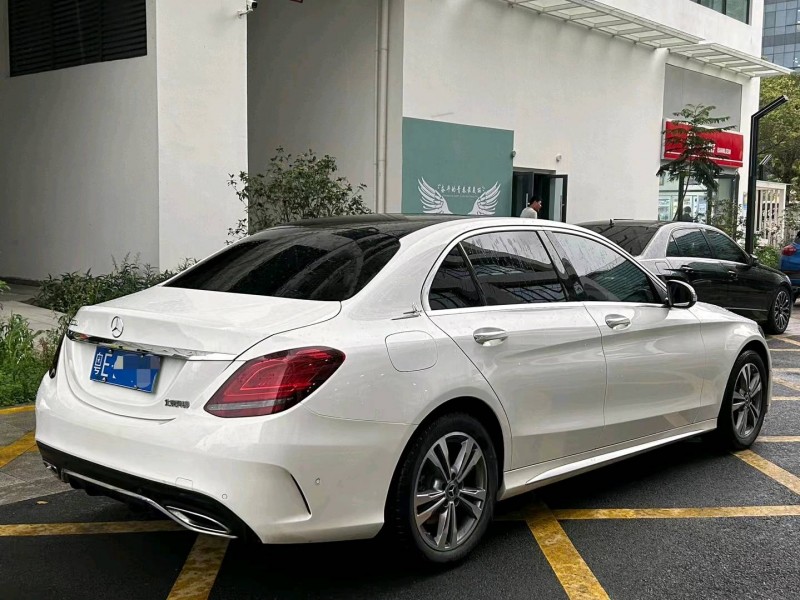 广州21年奔驰C7