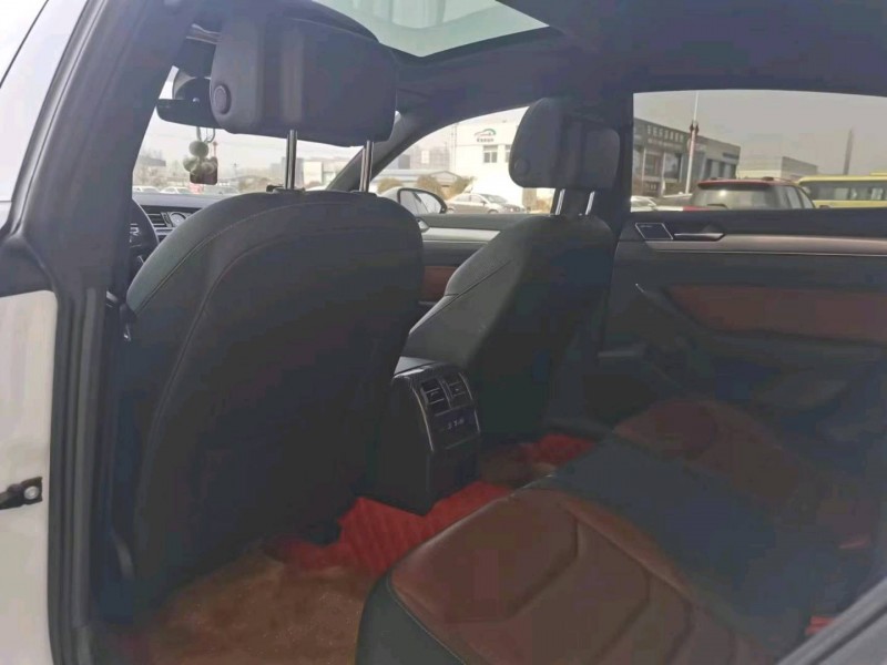 保定19年大众CC5