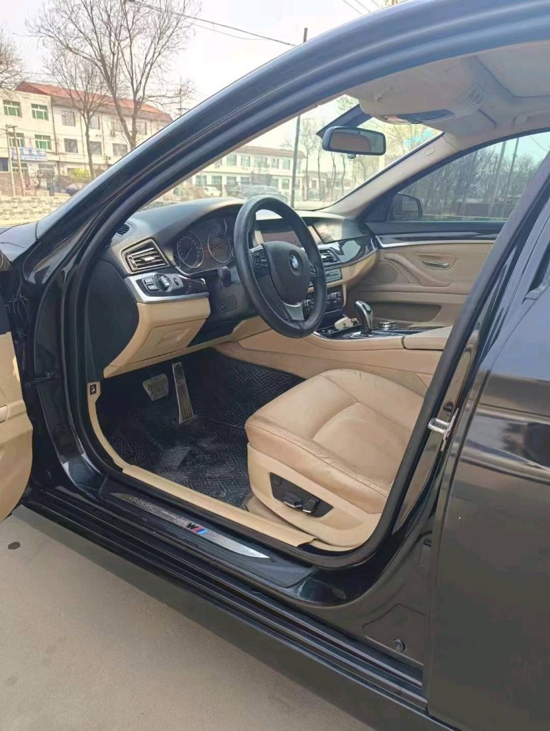 保定12年宝马5系4