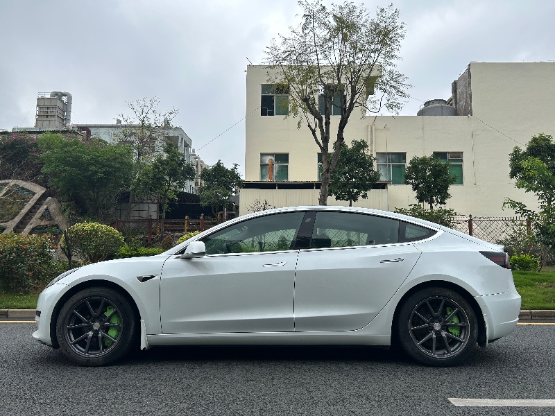 深圳24年特斯拉MODEL 35