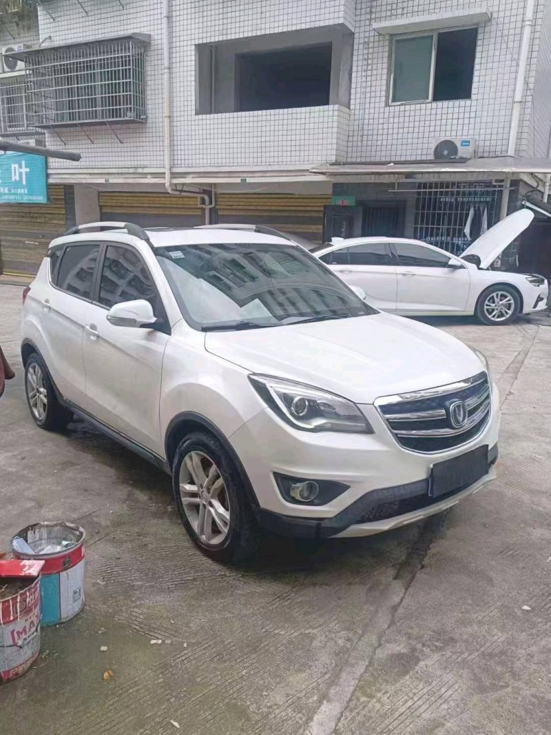 东营17年长安汽车CS352