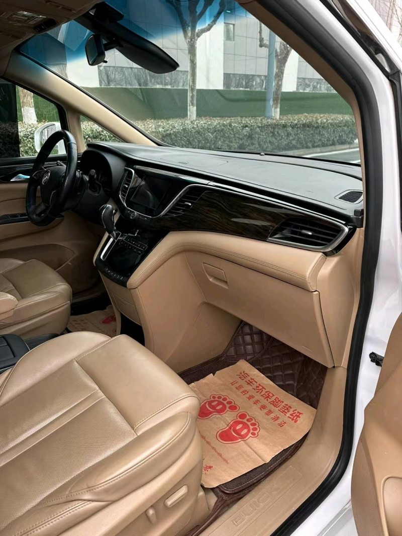 宿迁19年别克GL85