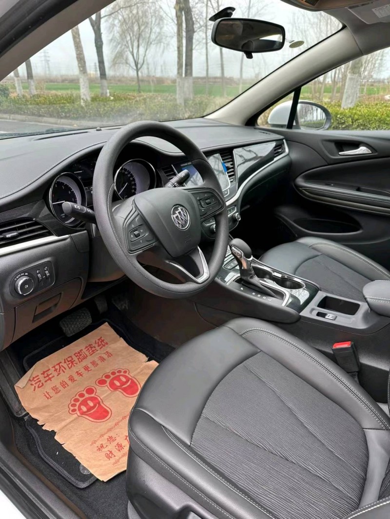 宿迁23年别克威朗4